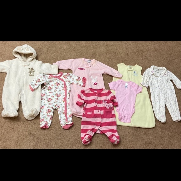 Carter’s Lot of Girls Winter Bundle 3-12 months - Picture 3 of 8